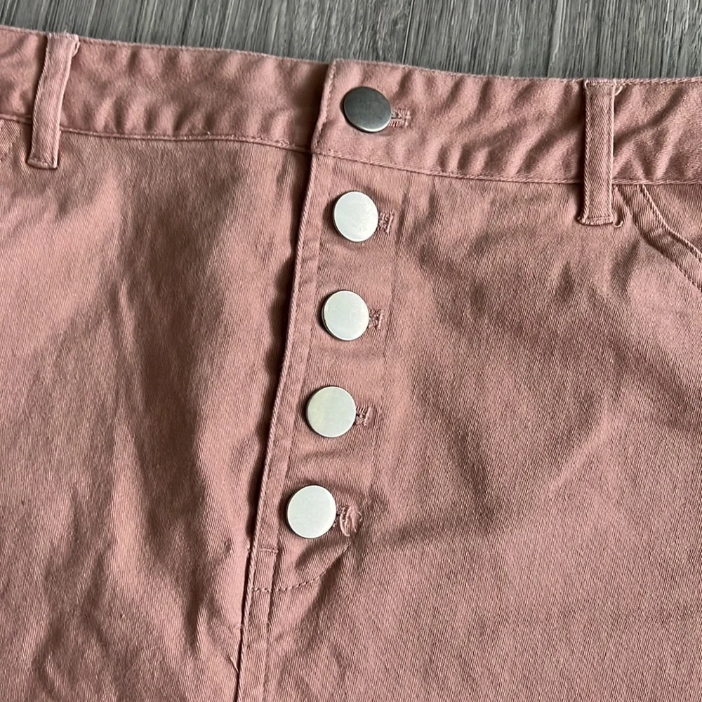 Forever 21 Pink Button Up Skirt Size M
